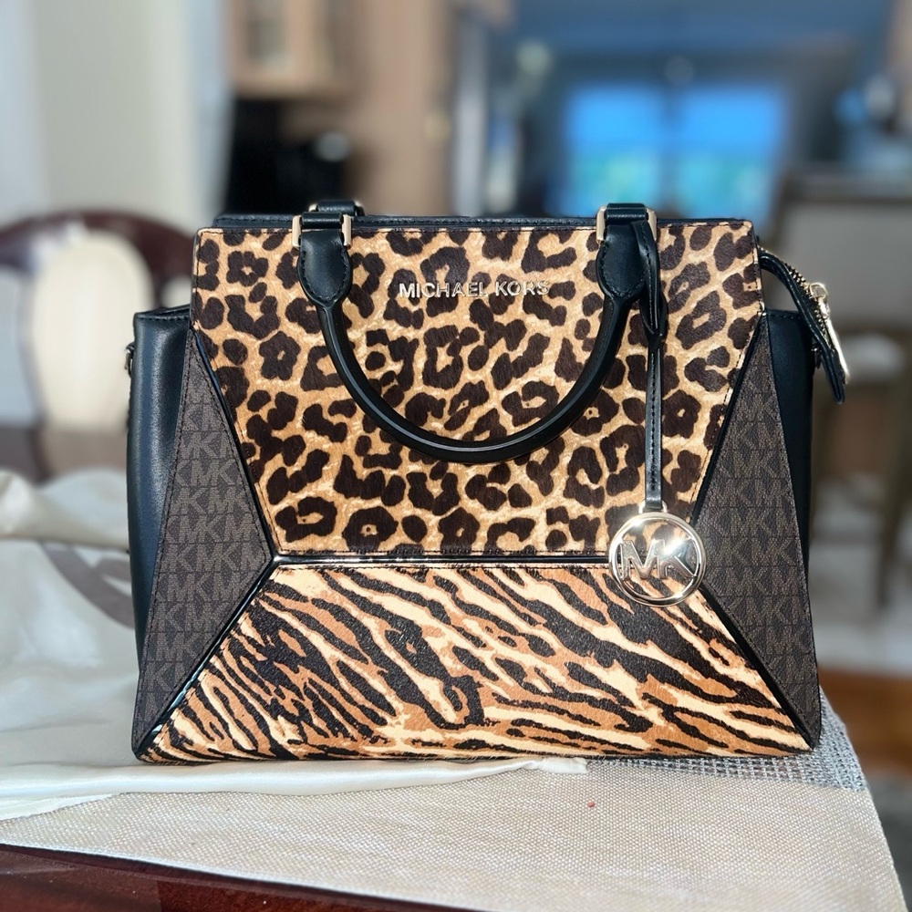 Michael Kors Leopard print Satchel